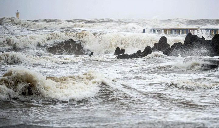 Trong 1 tháng tới, Biển Đông có thể xuất hiện 1-2 cơn bão. (Ảnh minh hoạ: Hoàng Hà)