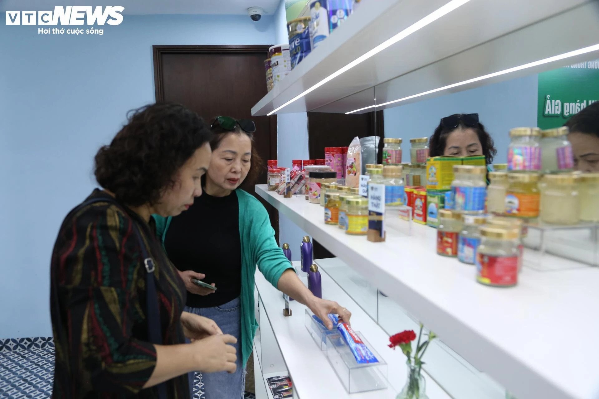 Cận cảnh loạt trái cây 'hot' bị nhái nguồn gốc, lừa người tiêu dùng - 1