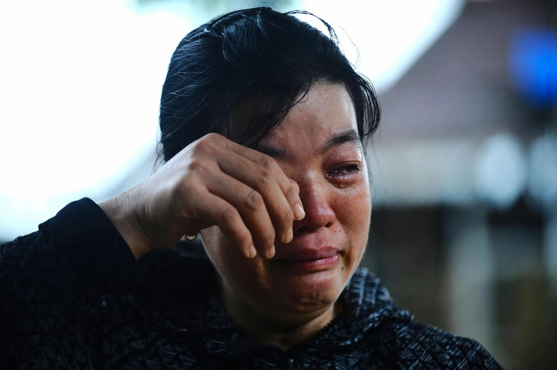 Những hình ảnh nhói lòng nơi rốn lũ Hòa Thịnh - 9