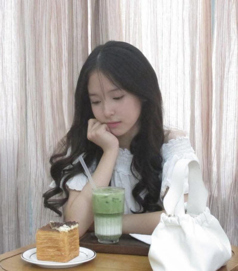 Con gái diễn viên Hồng Đăng: 14 tuổi 'trổ mã' xinh xắn như thiếu nữ - Ảnh 4.