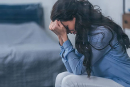 Ngày bố chồng nhập viện sự thật về thân phận chồng được hé lộ khiến tôi sững sờ