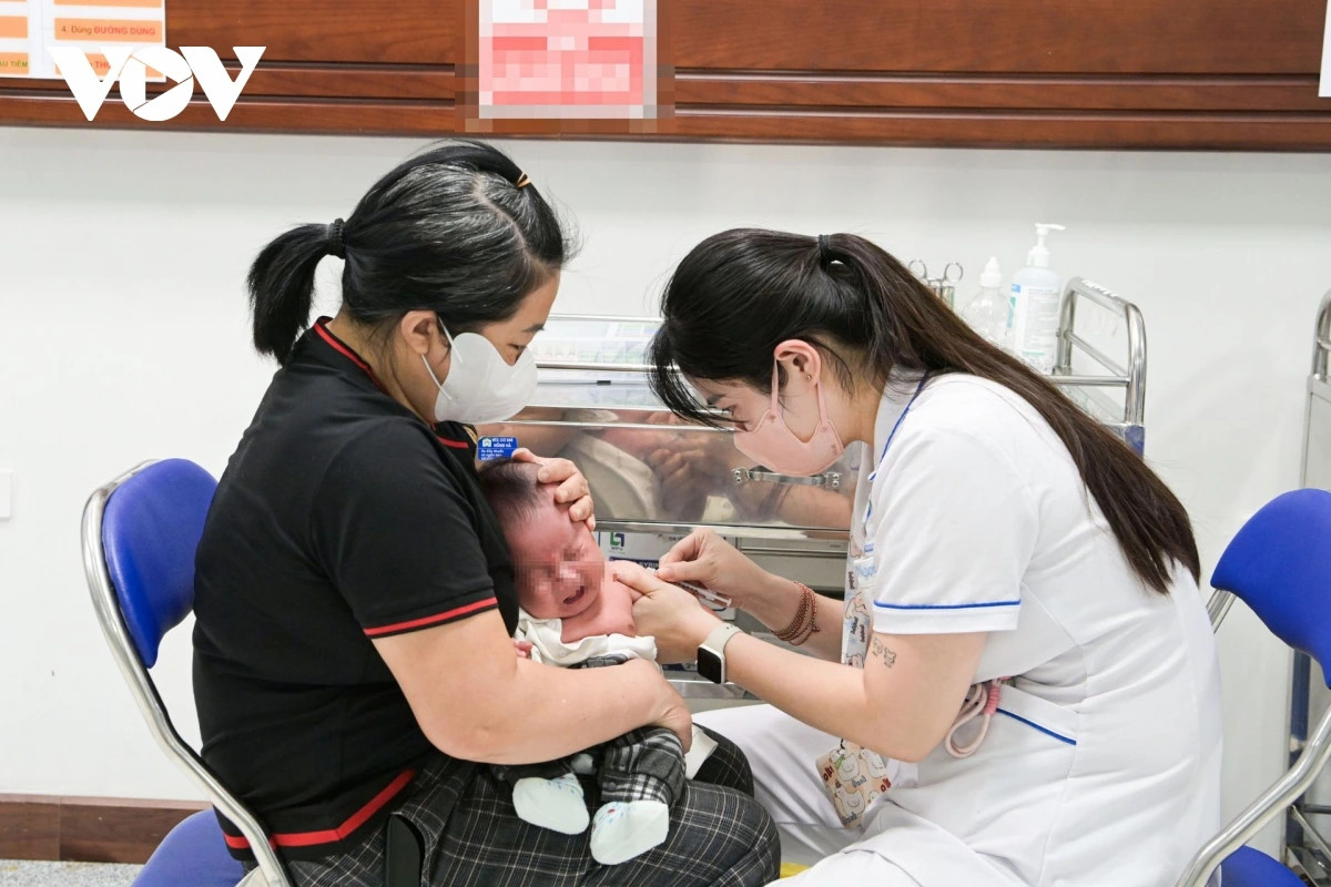 benh nhi vat lon voi cum giua mua dich, bac si nhan manh dieu it ai biet hinh anh 3