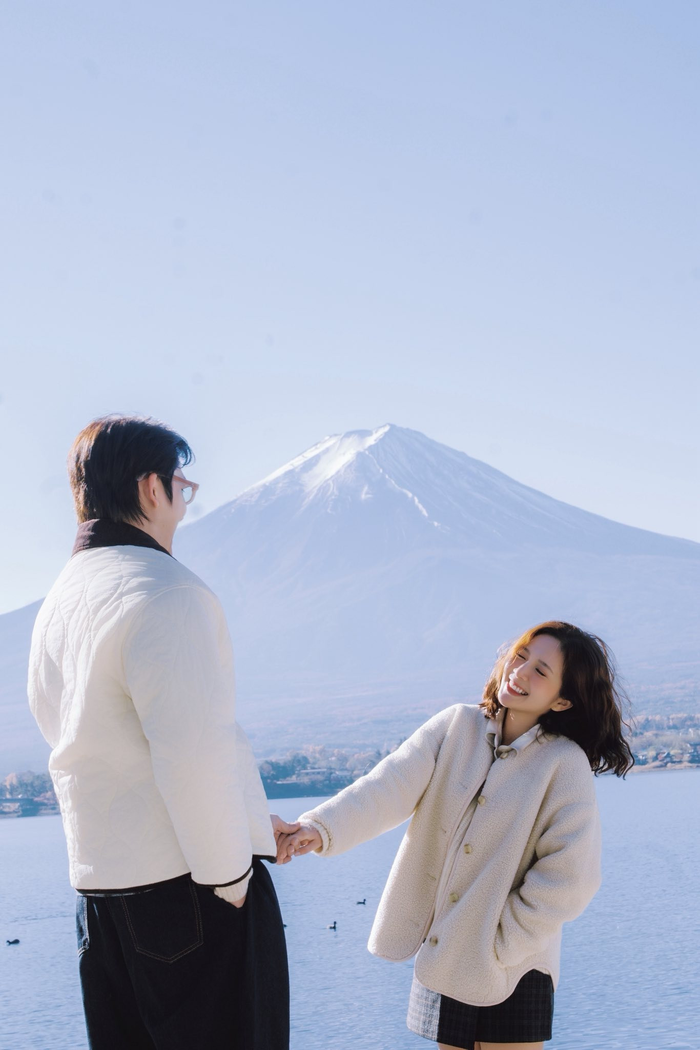 Đình Tú  Ngọc Huyền hé lộ địa điểm trăng mật tung bộ ảnh đẹp như ngôn tình