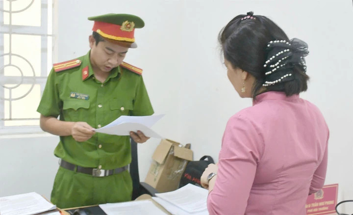 Nguyễn Thị Quyên bị bắt giam. (Ảnh: C.A)