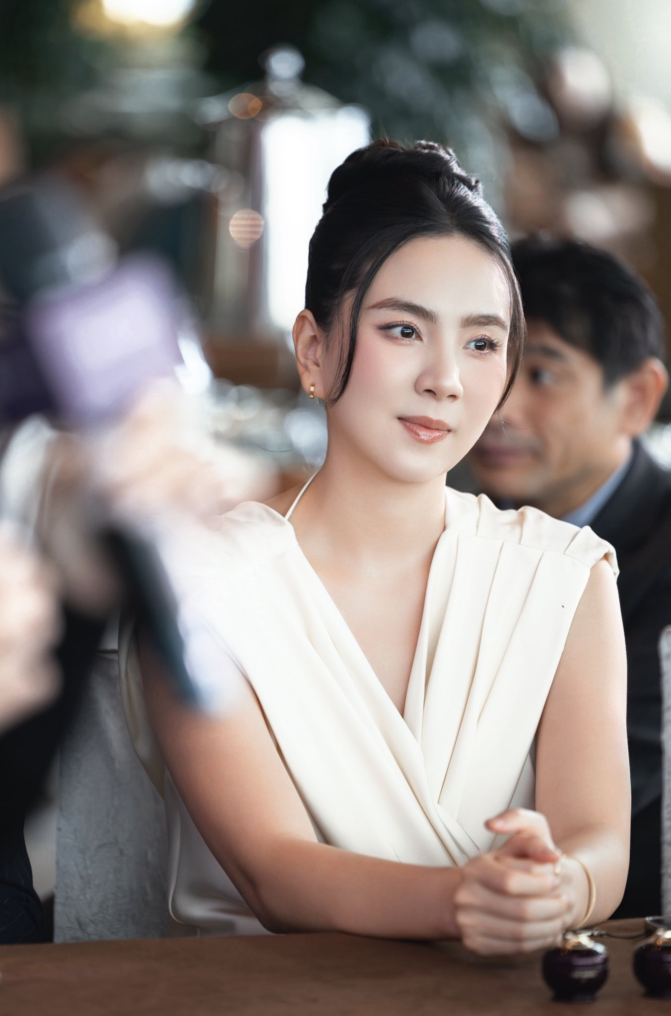 Sau 7 tháng sinh con, Mai Ngọc về dáng thon gọn khiến mẹ bỉm sữa ngưỡng mộ - Ảnh 8.