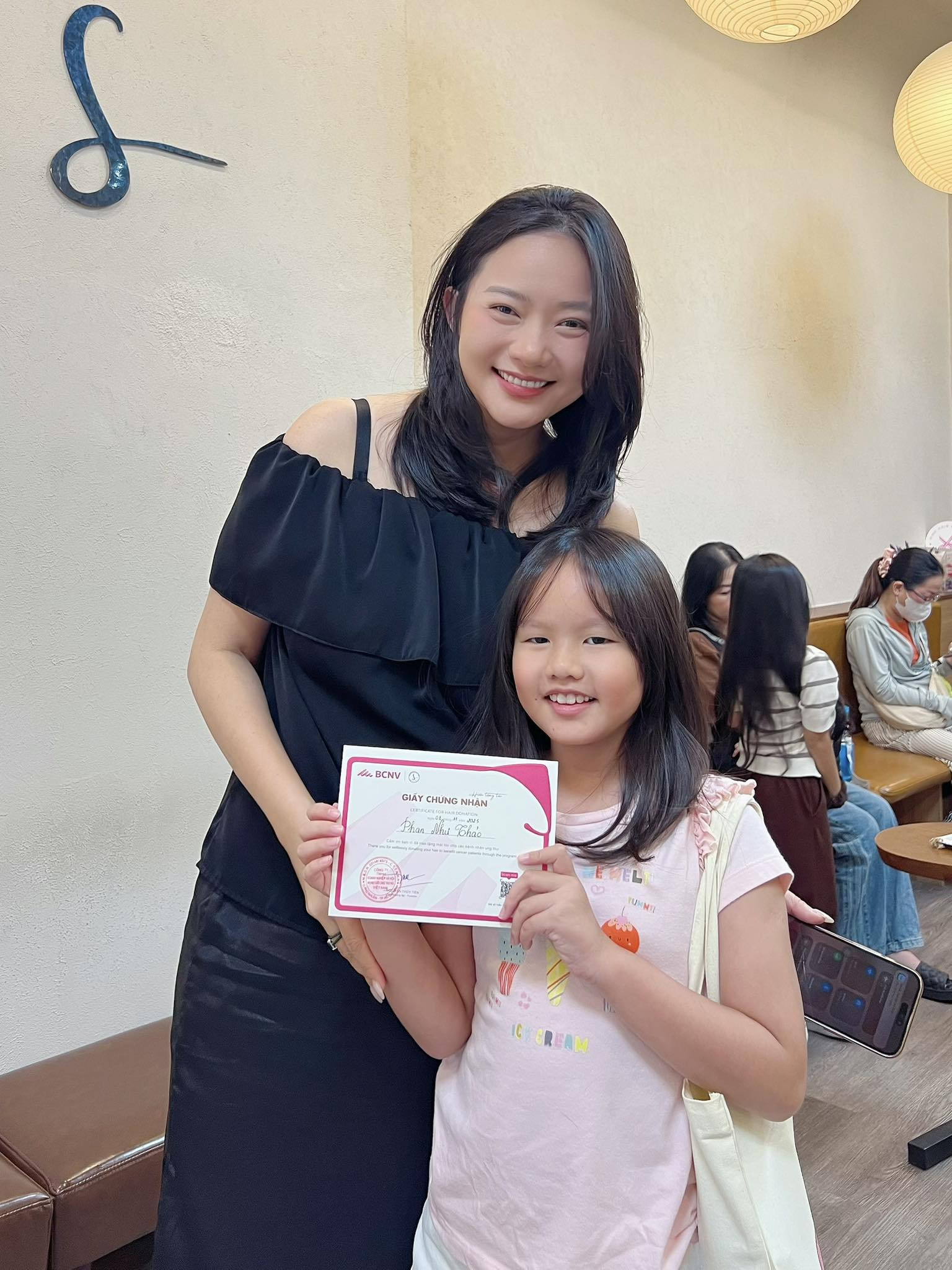 Con gái Phan Như Thảo: 9 tuổi xinh xắn như công chúa - Ảnh 7.