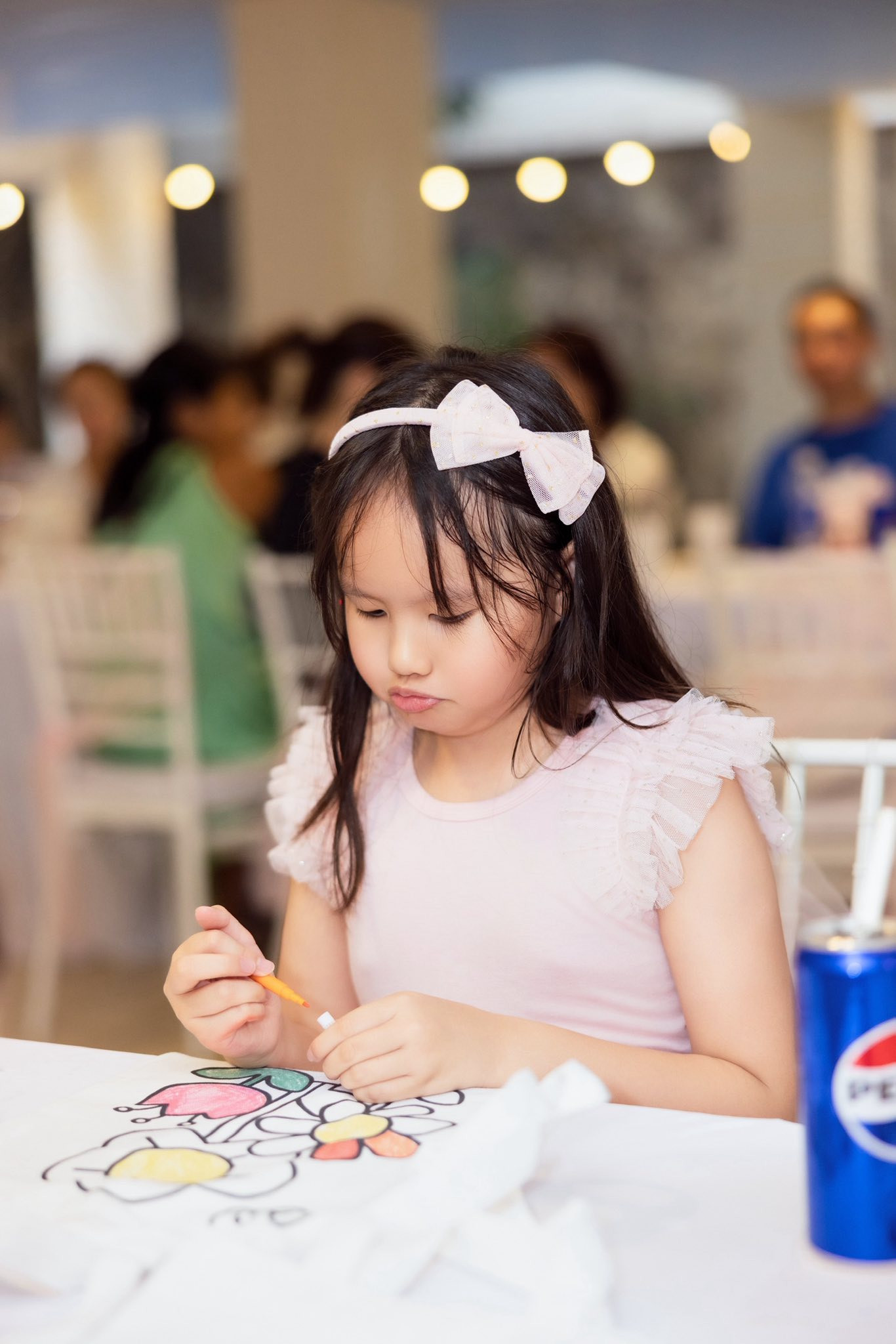 Con gái Phan Như Thảo: 9 tuổi xinh xắn như công chúa - Ảnh 5.