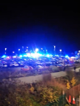 Đâm dao như “phim kinh dị” ở Anh - Ảnh 2.