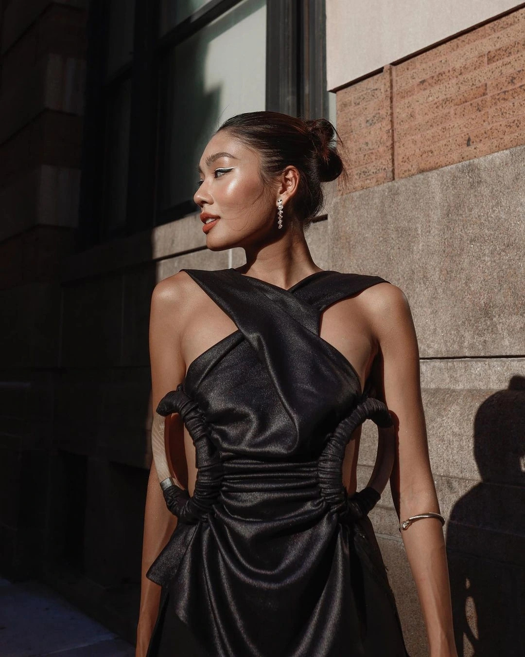 Xuất thân danh giá của doanh nhân người Pháp là bạn trai Á hậu nổi đình đám showbiz Việt