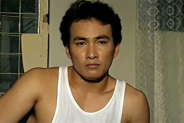 Cuộc sống hiện tại của nam thần màn ảnh Việt từng góp mặt phim 'Đồng tiền xương máu' - Ảnh 2.