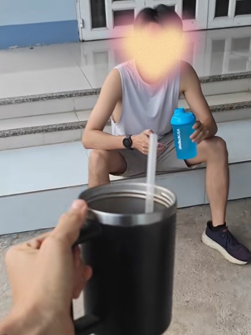 HHen Niê suy kiệt sức khỏe sau ồn ào của chồng