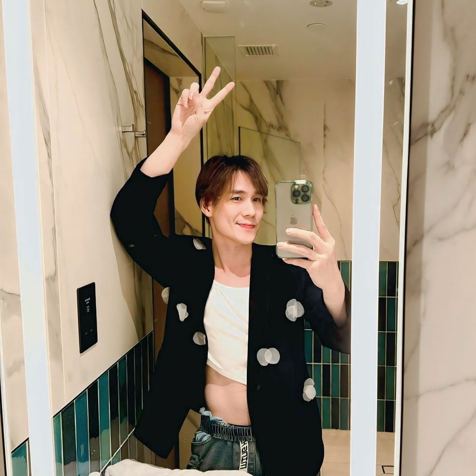 Động thái của ca sĩ Khánh Phương khi vợ đại gia bị truy tố vì lừa hơn 9000 tỷ đồng