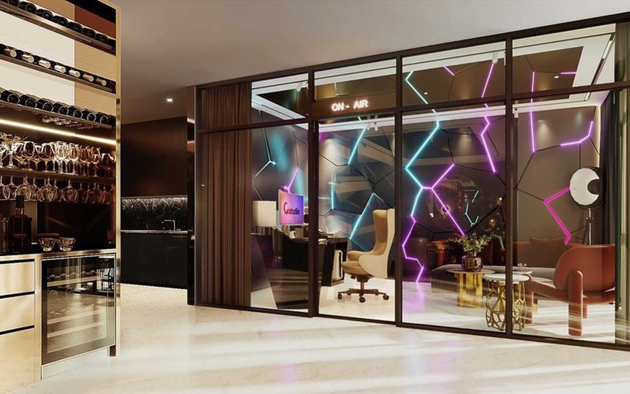 DJ Ngân 98 bị bắt và cuộc sống xa hoa của cô tại Thủ Đức - Ảnh 7.