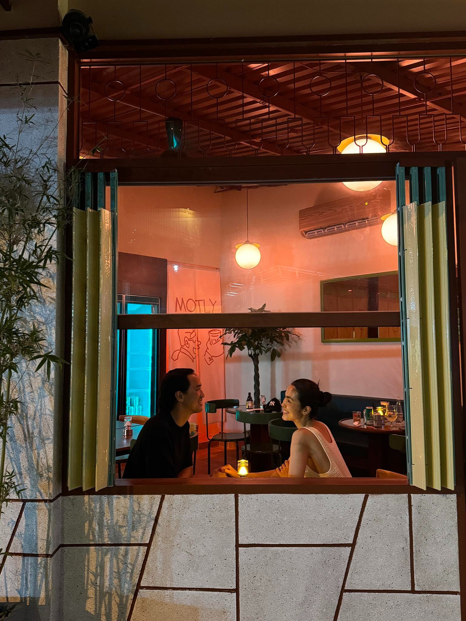 Tăng Thanh Hà kỉ niệm 13 năm ngày cưới ngọt ngào bên ông xã Louis Nguyen