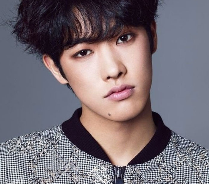 6 vị trí nốt ruồi 'quý tướng' mang lại may mắn, tài vận sung túc cho đàn ông - Ảnh 2.