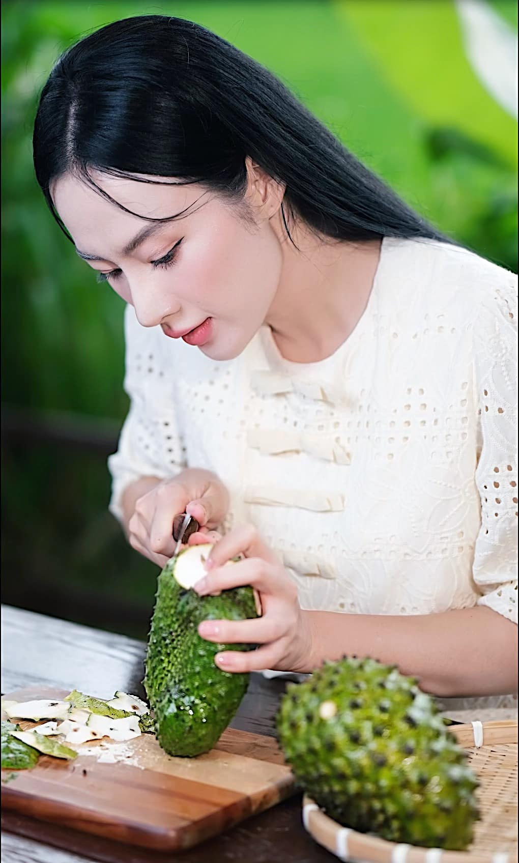 Không thể nhận ra 'bà mẹ nhí' Angela Phương Trinh xinh đẹp ngày nào - Ảnh 10.