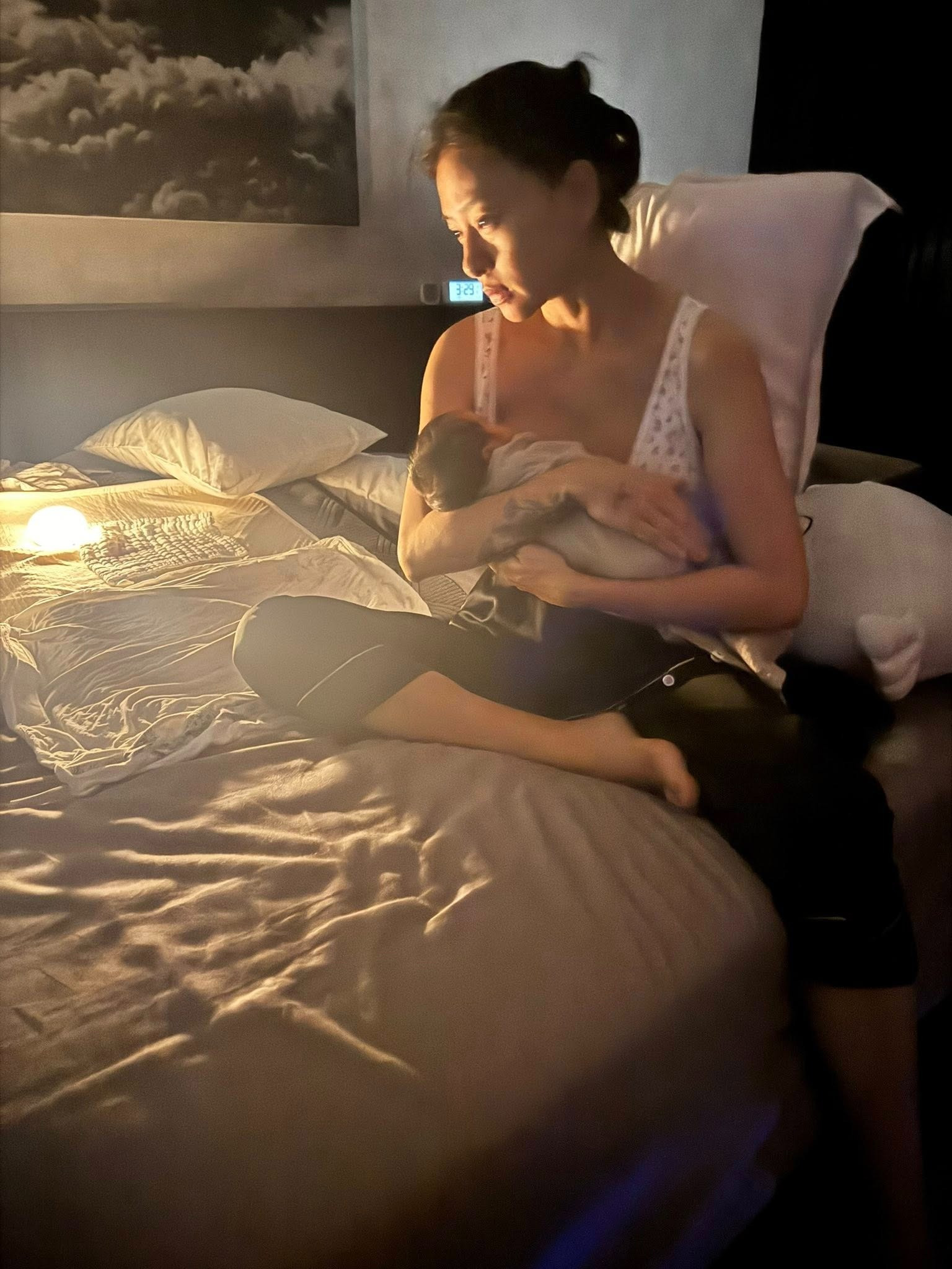 Ngô Thanh Vân hết lời khen ngợi chồng khẳng định Huy Trần là ông bố của năm