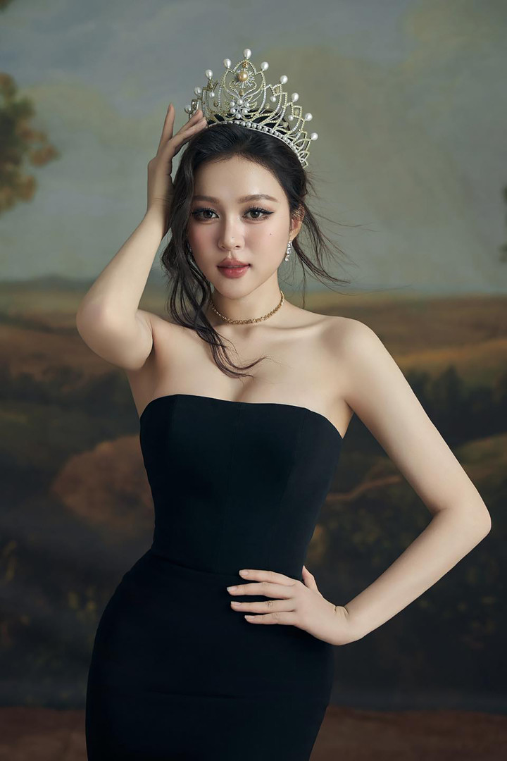 Nhan sắc của Kiều Duy được đánh giá dịu dàng, thanh lịch, phù hợp tiêu chí Miss International. Kinh nghiệm thi đấu và khả năng ứng xử thông minh là lợi thế lớn của cô tại cuộc thi này.