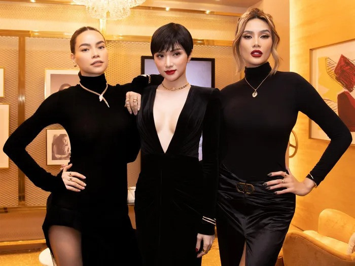 Mạng xã hội chấn động vì diện mạo tóc ngắn của Hương Giang tại Miss Universe