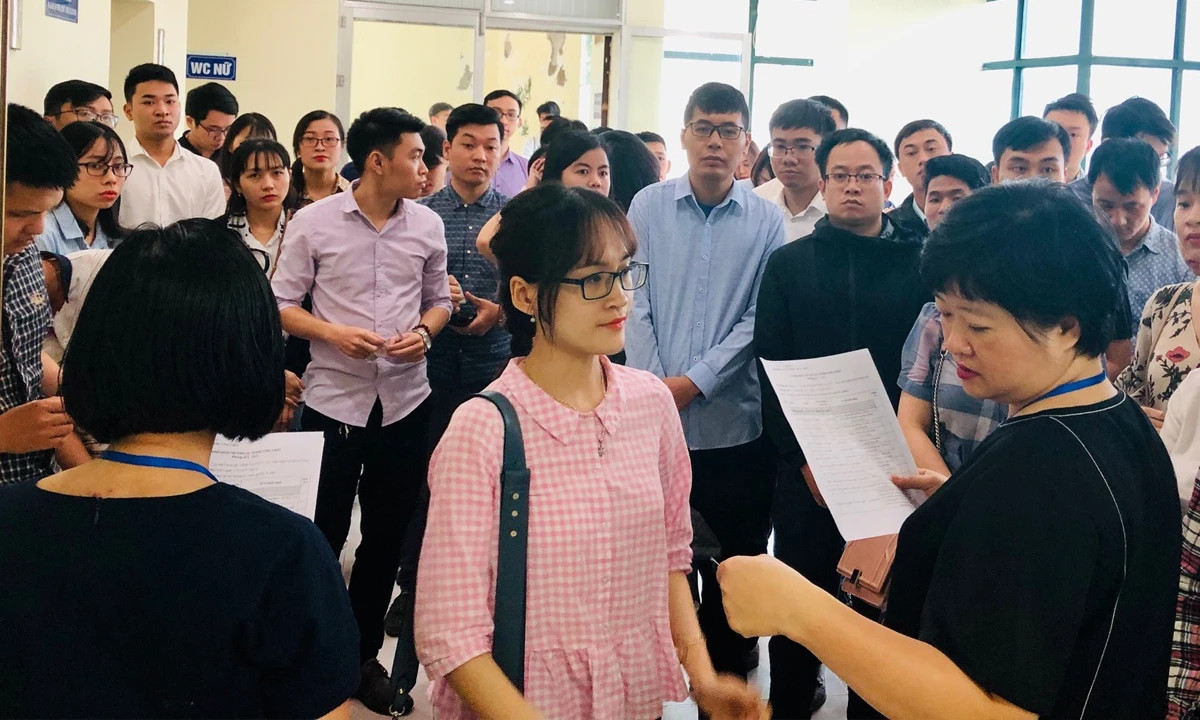 Thông tư của Bộ Nội vụ nêu rõ nội quy và quy chế thi tuyển, xét tuyển công chức, có hiệu lực thi hành kể từ ngày 10/12.