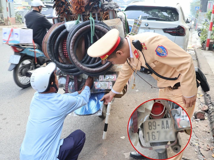 Biển số xe bị một tài xế cố tình che mờ. (Ảnh: CACC)