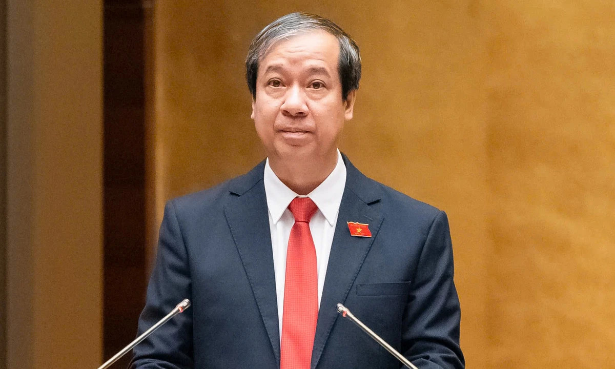 Bộ trưởng Giáo dục và Đào tạo Nguyễn Kim Sơn.