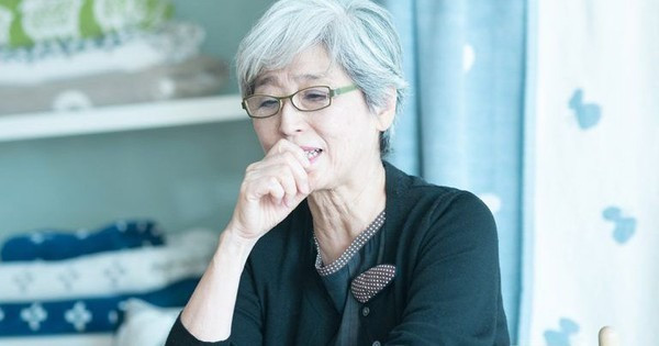 Làm giúp việc cho người giàu, tôi mới hiểu: Sự cô đơn không phân biệt giàu - nghèo - Ảnh 1.