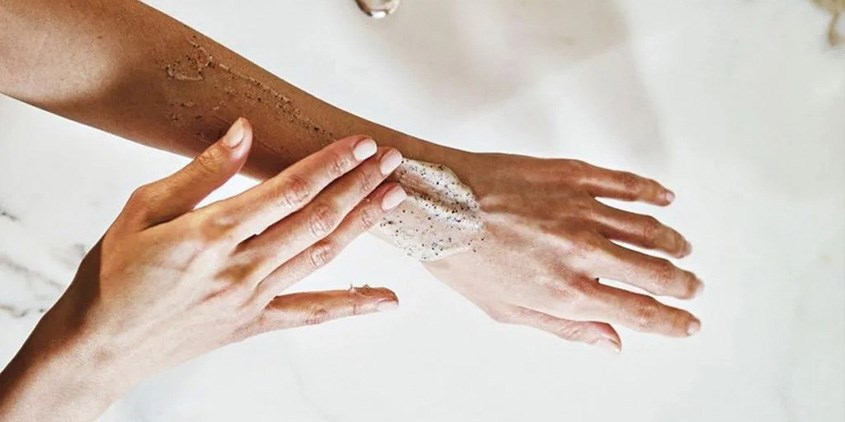 Cách dưỡng da tay mùa đông không bị bong tróc - Ảnh 3.