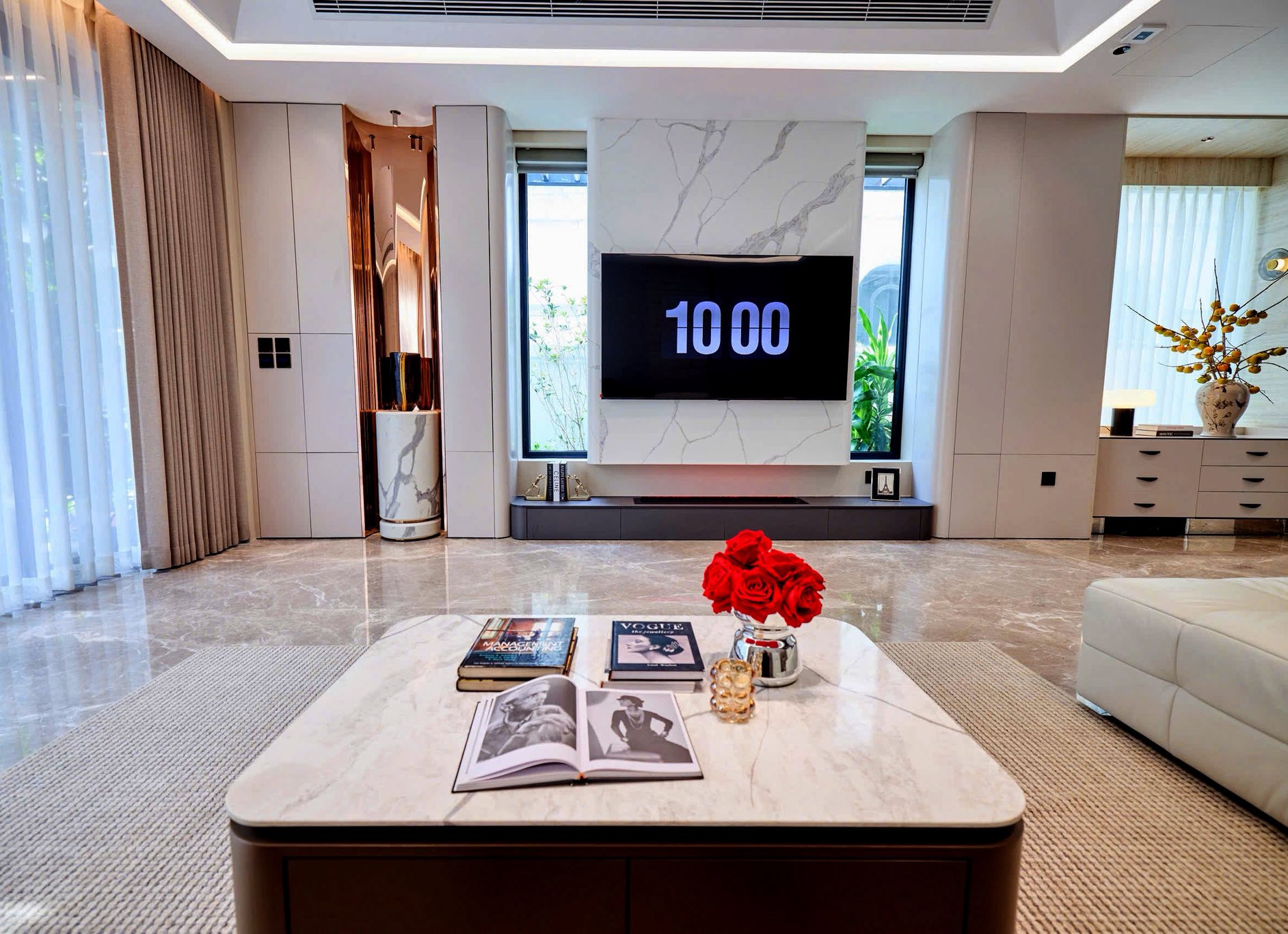 Đoàn Văn Hậu khoe nhà mới triệu đô dân mạng tới tấp vào xin vía nhiều tiền