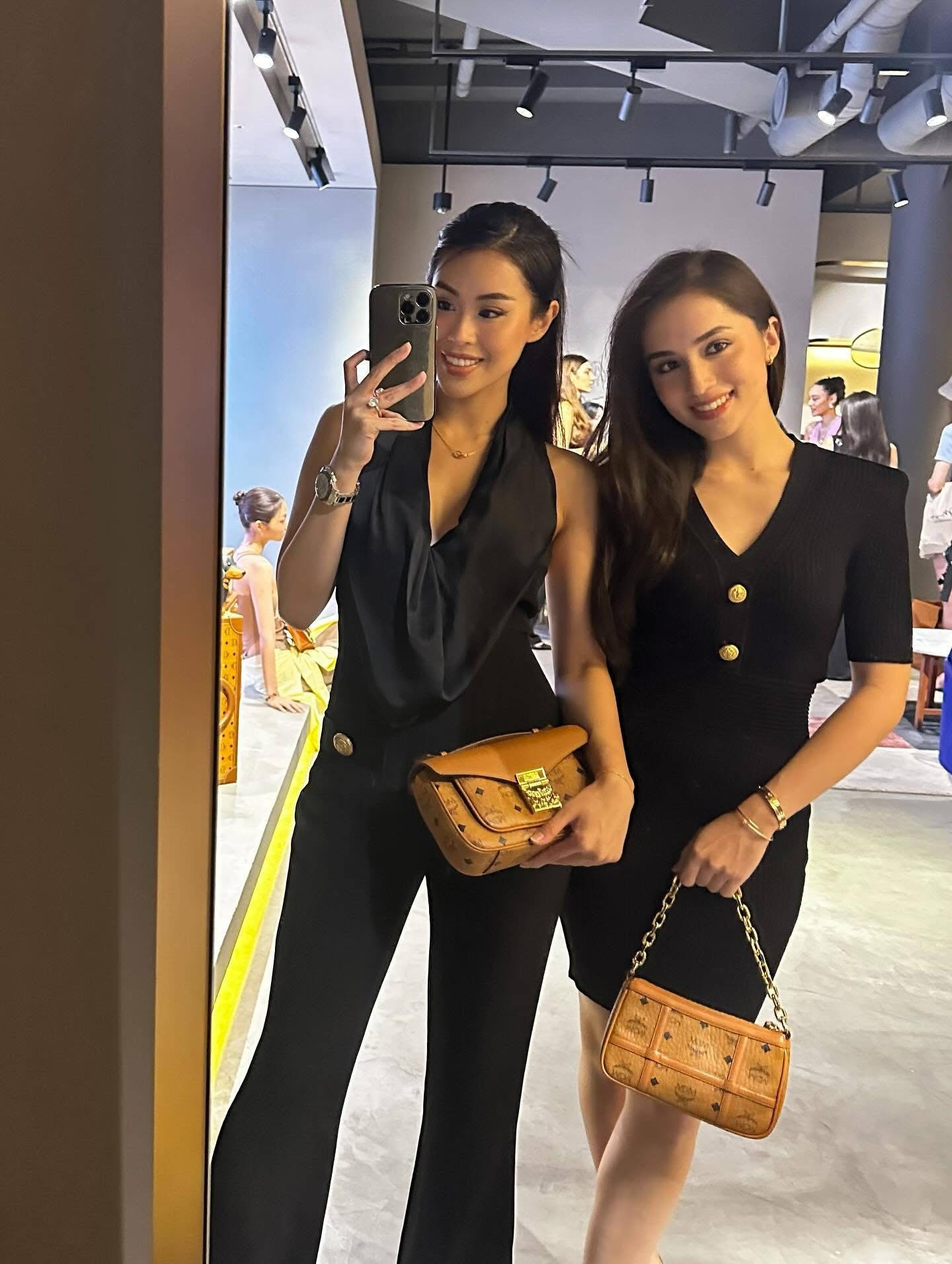 Ảnh đời thường tuyệt đối sang chảnh của con dâu tương lai nhà tỷ phú Johnathan hạnh nguyễn