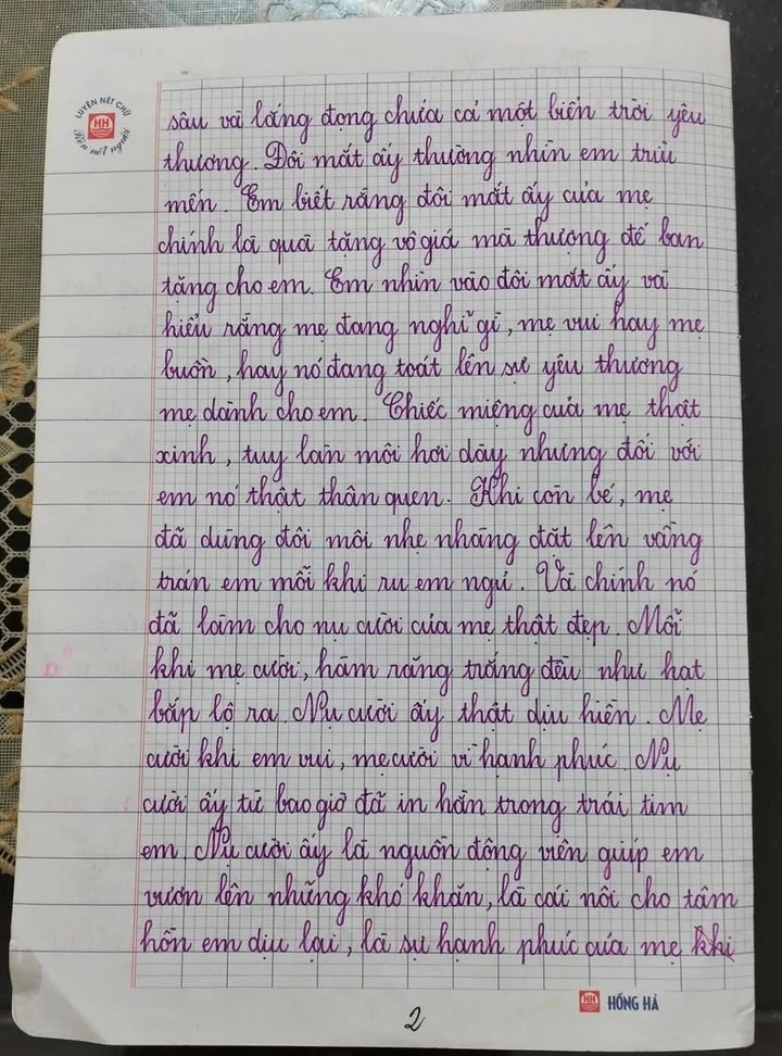 Bài văn tả mẹ đạt 9 điểm gây 'sốt' mạng, tinh tế nhất là lời phê của giáo viên - 2