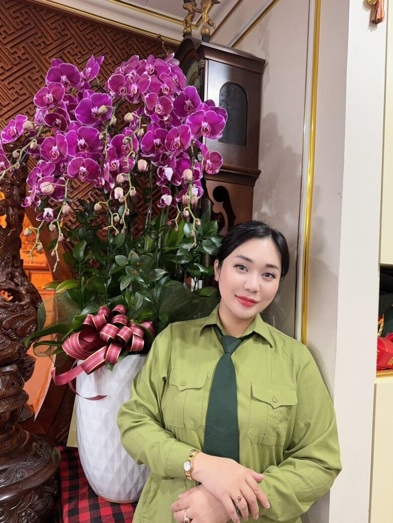 Tổ ấm rực rỡ của NSND Tự Long  - Ảnh 6.