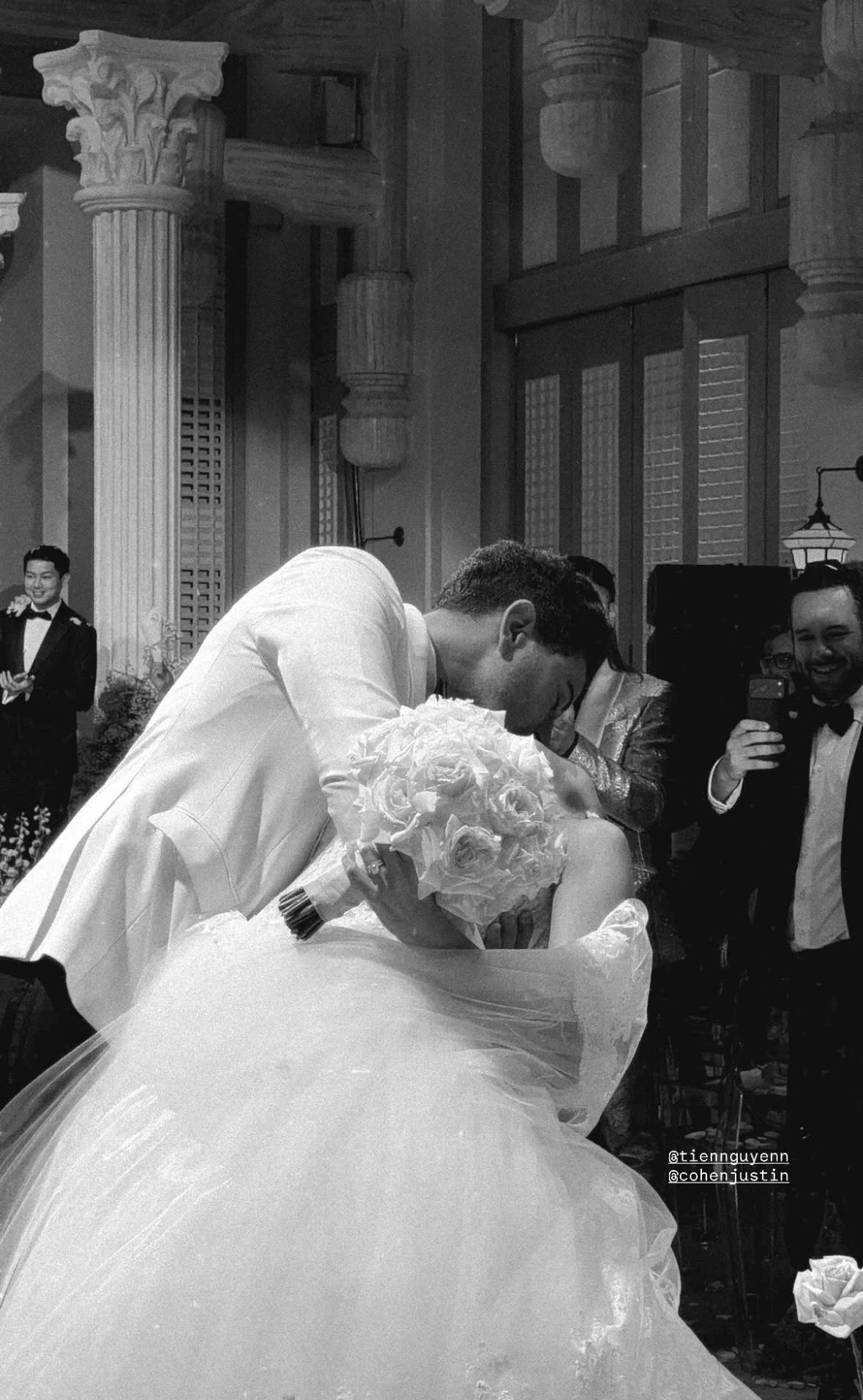 Loạt ảnh quá khứ giờ mới để lộ của Tiên Nguyễn và chồng Tây gây sốt