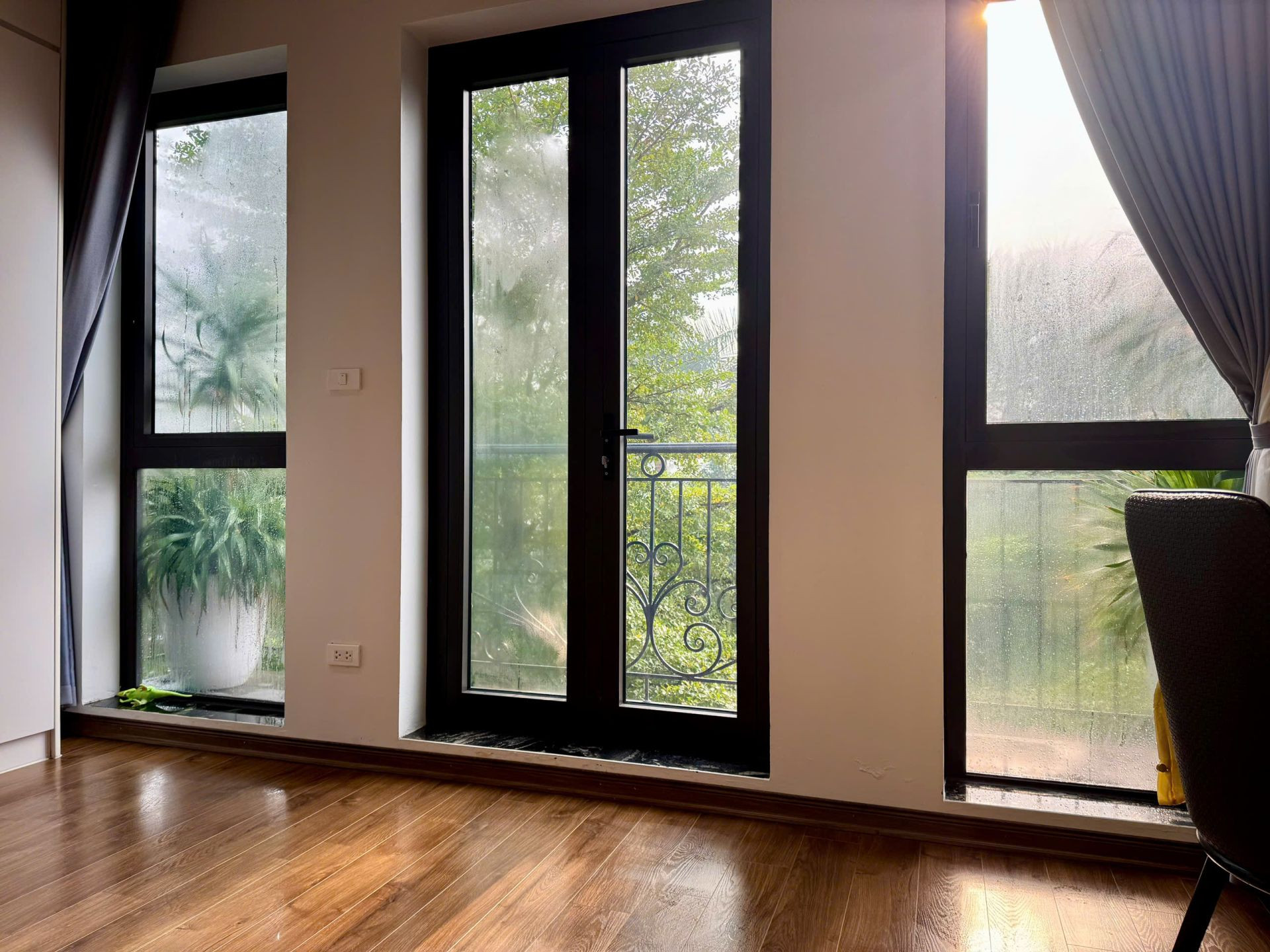 Đây mới là cách giảm bụi mịn trong nhà vô cùng hiệu quả  - Ảnh 2.