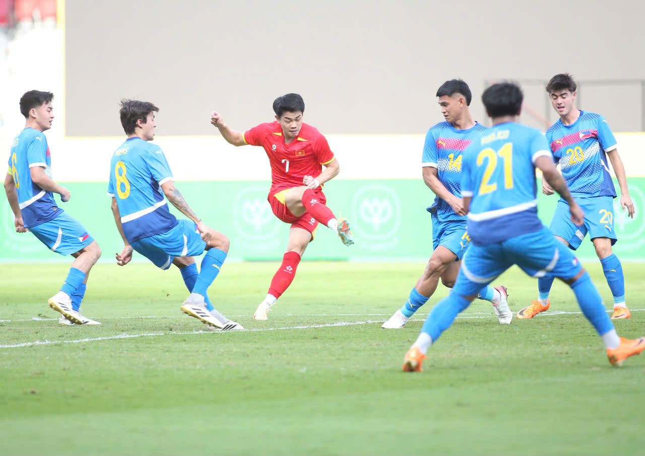 u22 viet nam vs U22 Philippines 3.jpg