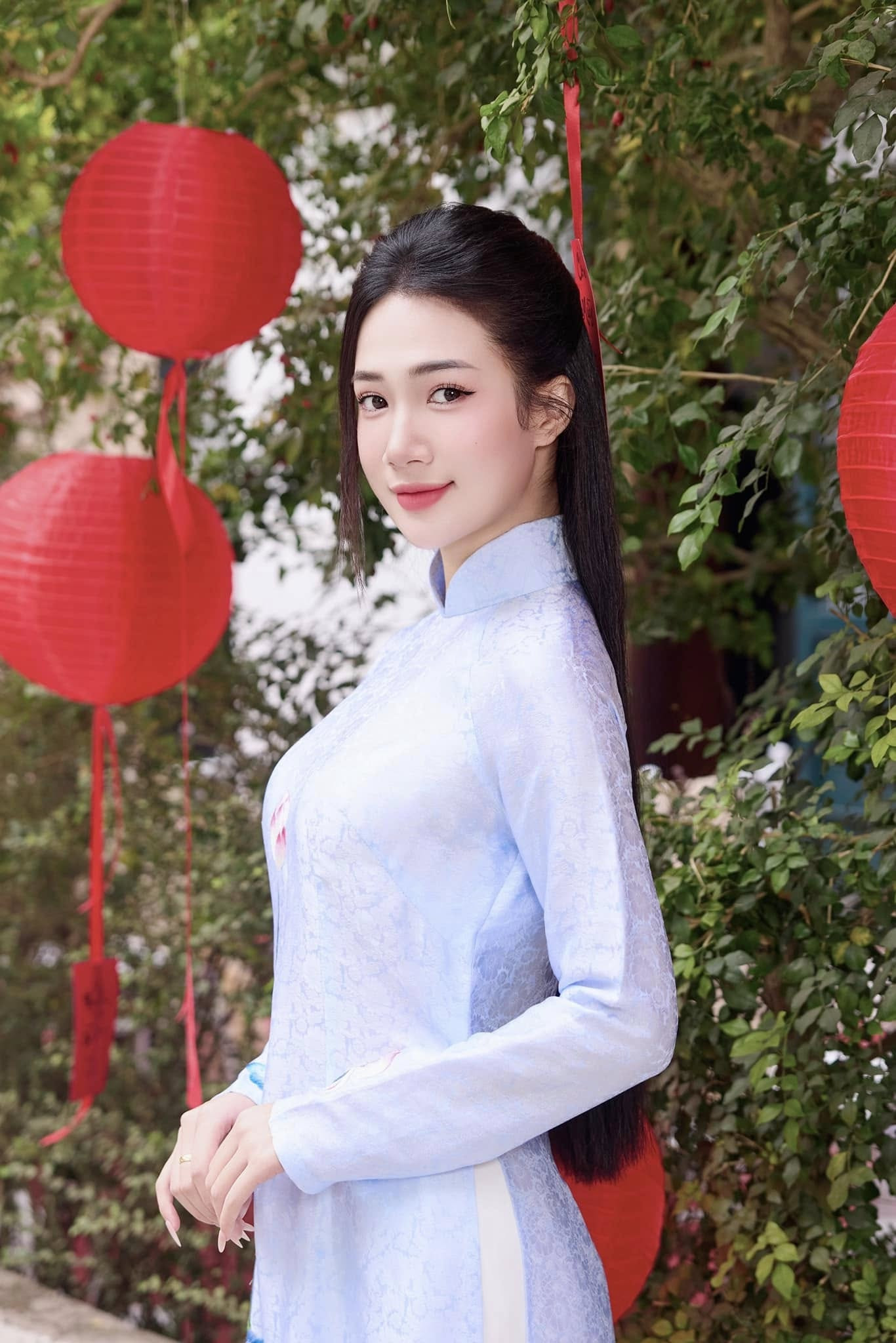 'Vợ màn ảnh' kém diễn viên Mạnh Trường 16 tuổi quê ở Bắc Ninh là ai? - Ảnh 3.