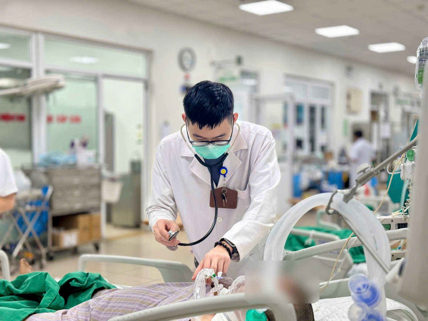 ‘Hiệu ứng domino’ cúm mùa kích hoạt bệnh tim mạch, hô hấp ở người cao tuổi插图4 ‘Hiệu ứng domino’ cúm mùa kích hoạt bệnh tim mạch, hô hấp ở người cao tuổi插图4
