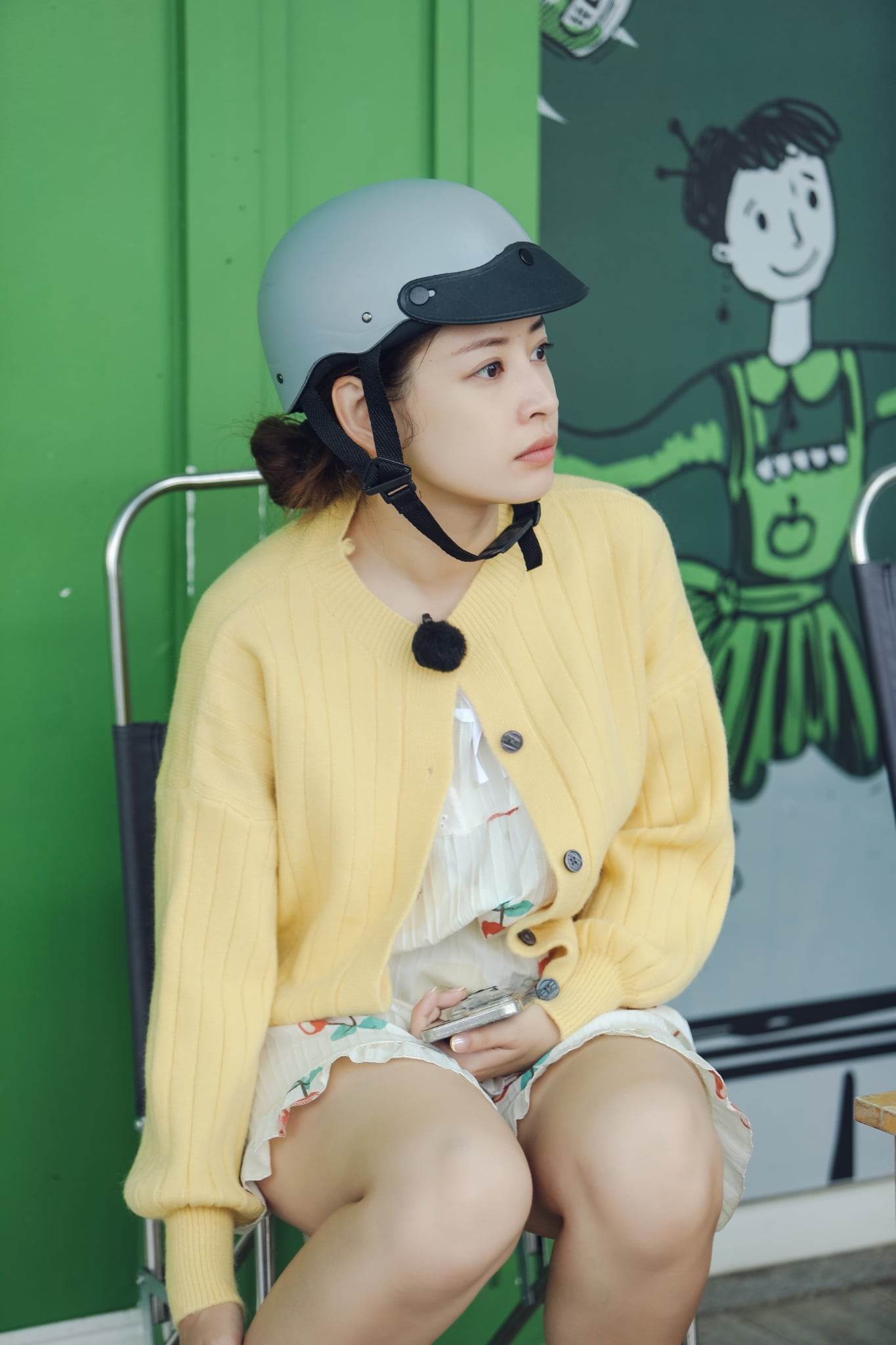 Chi Pu lần nào xuất hiện với mặt mộc đều gây sốt