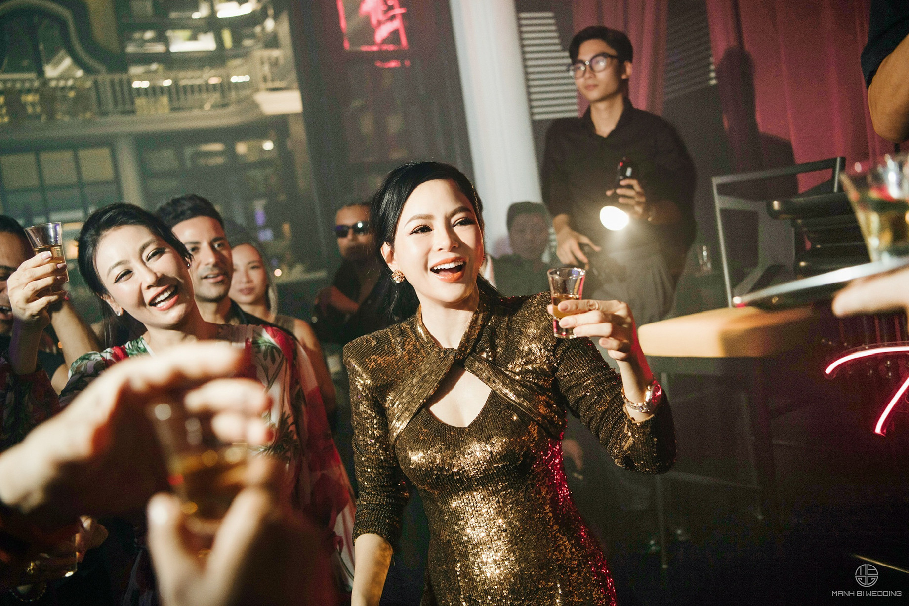 84377b4ccb8ea207e3b97932fe51d708 copy.jpg