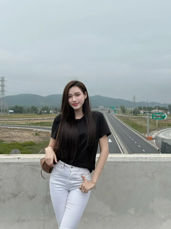 Đỗ Thị Hà thay đổi ngoại hình sau khi lấy chồng