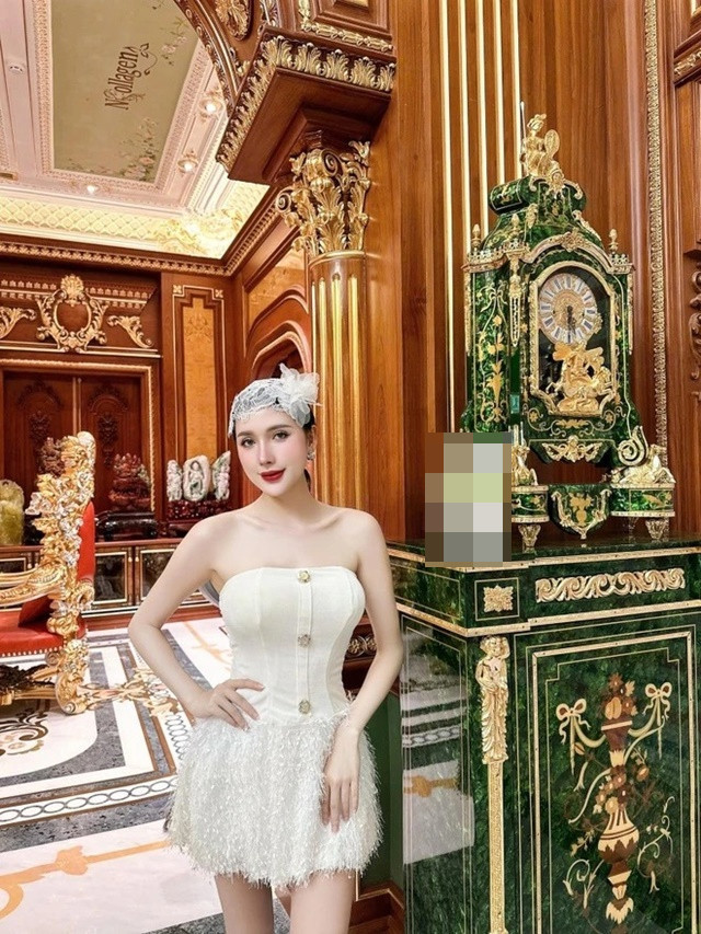 Diện mạo khác lạ của Ngân Collagen