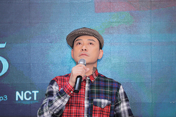 tuan hung tuoi 47 sang dua con di hoc gio so noi dong nguoi khong con ham choi 1bf15637f93040129370265ee06fdb68 722.jpg