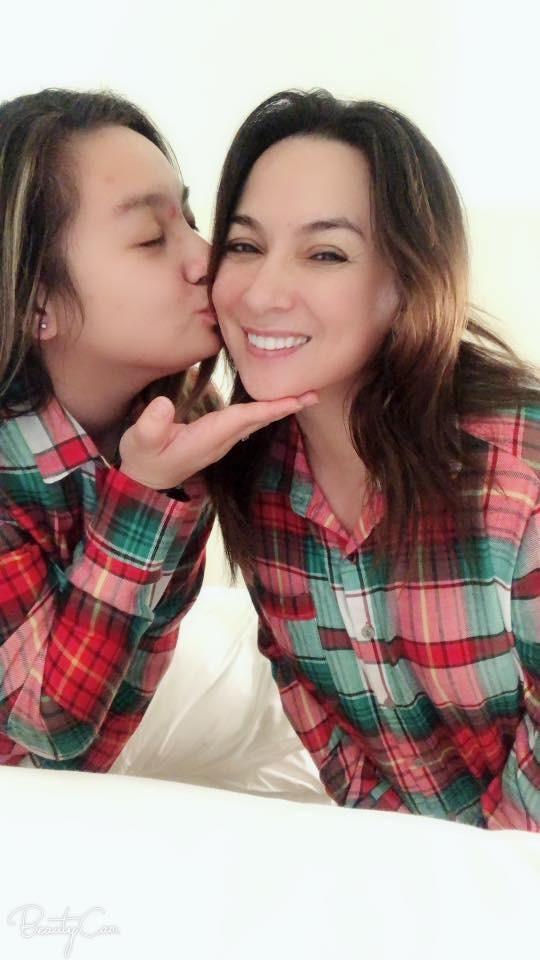 Con gái Phi Nhung tiết lộ khoảnh khắc cuối cùng ở bên mẹ