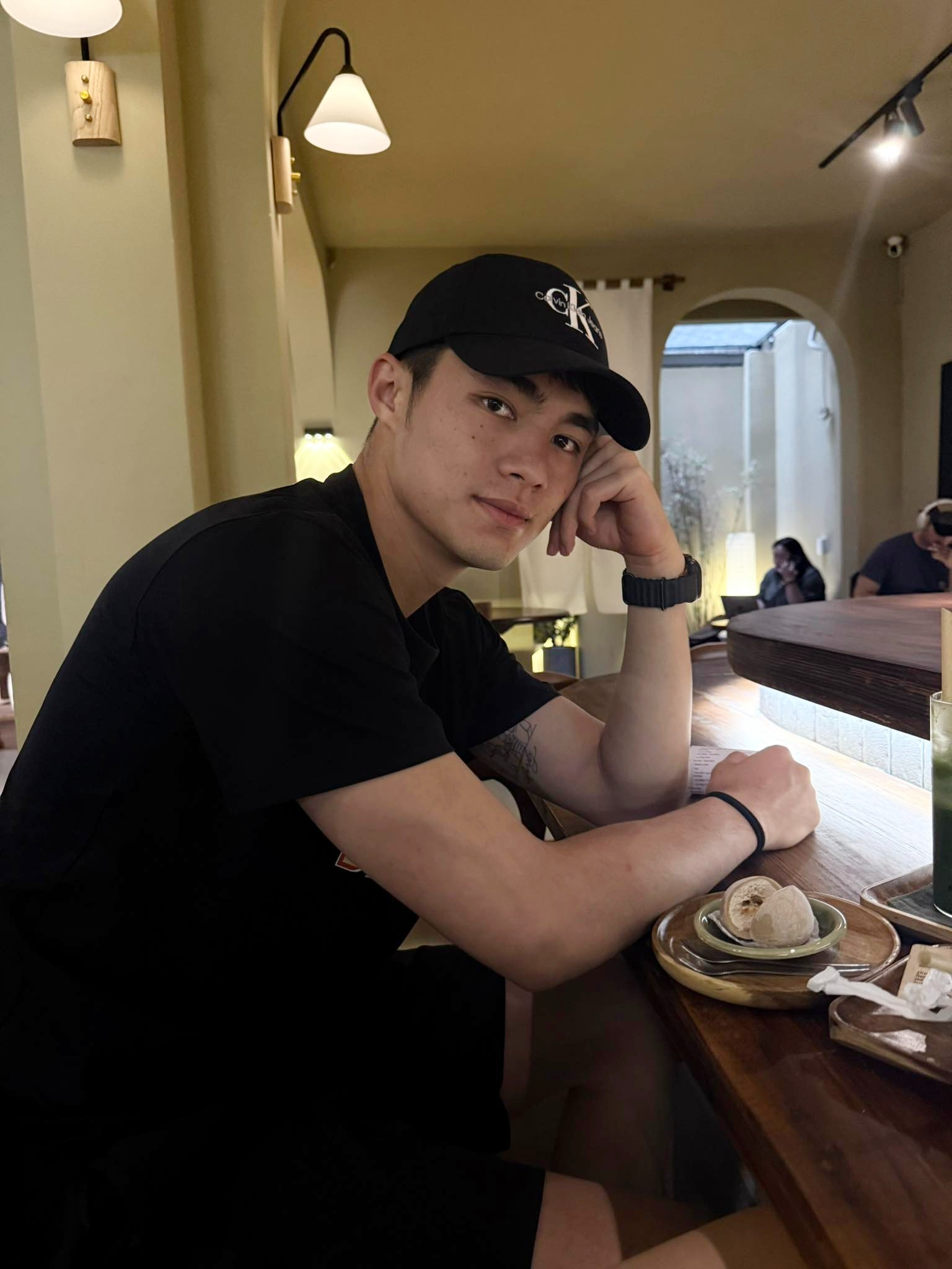 Chân dung thủ môn điển trai cao 1m90 bắt bóng siêu dính của U22 Việt Nam