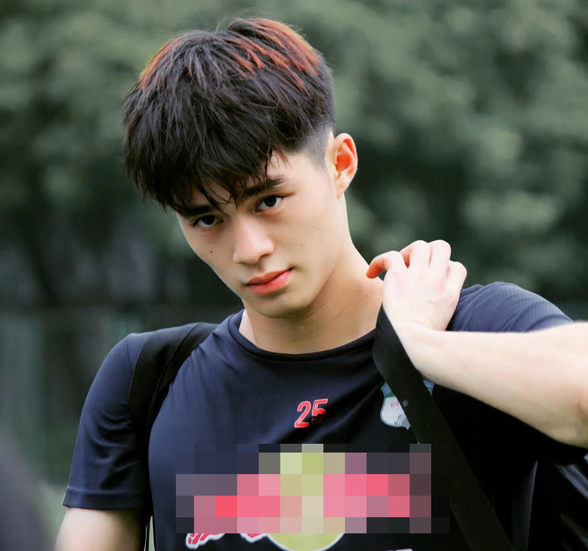 Chân dung thủ môn điển trai cao 1m90 bắt bóng siêu dính của U22 Việt Nam