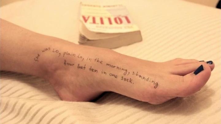 Lộ loạt ảnh mới từ hồ sơ tỷ phú ấu dâm Epstein, có cả Bill Gates - 1