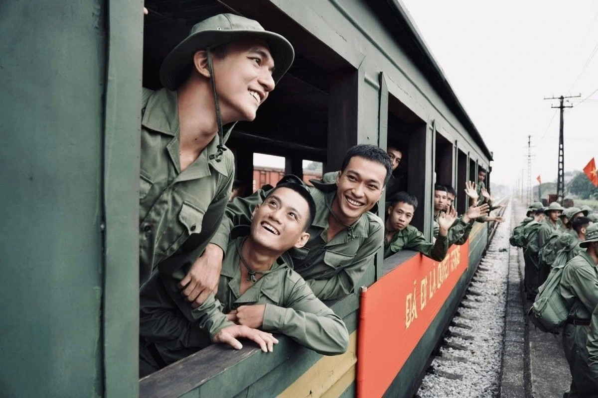 mua do va nhung chuyen dong bat ngo cua dien anh viet nam 2025 hinh anh 1