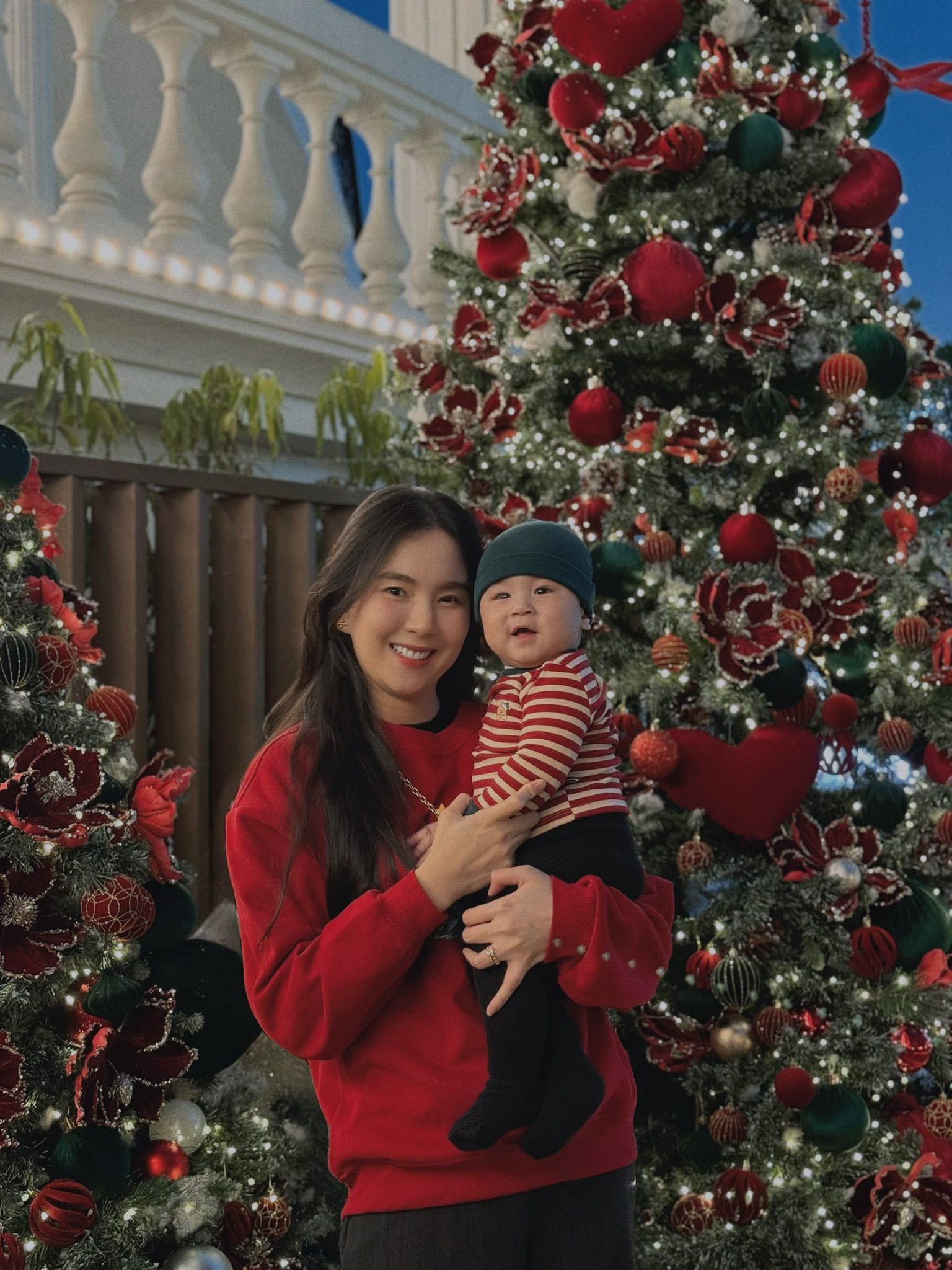 MC Mai Ngọc chia sẻ khoảnh khắc đáng yêu với con trai Panda chào Giáng sinh - Ảnh 5.