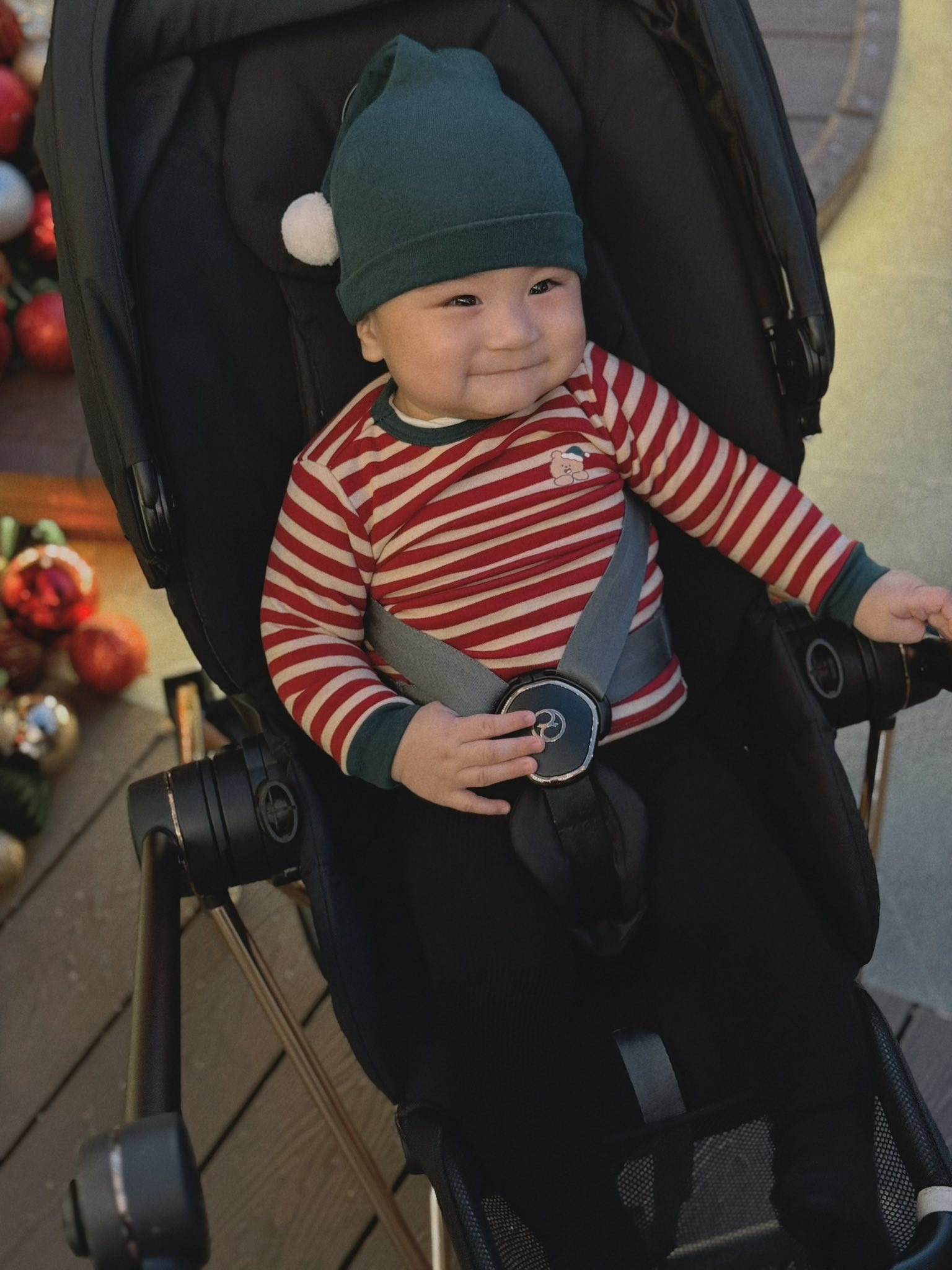 MC Mai Ngọc chia sẻ khoảnh khắc đáng yêu với con trai Panda chào Giáng sinh - Ảnh 3.