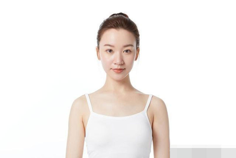 Phụ nữ sống thọ thường sở hữu 4 đặc điểm này xem mình có không